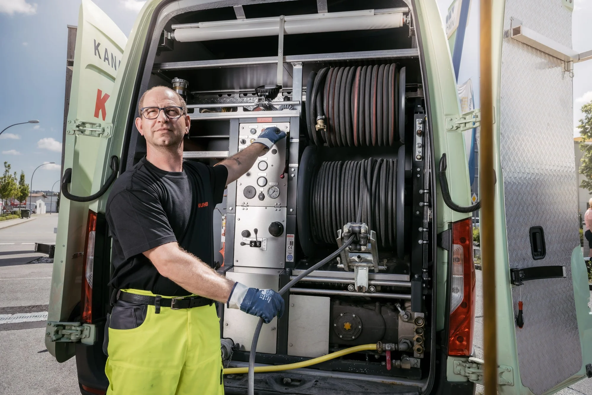 Ablauf bei Kanalreinigung und Rohrreinigung in Krummennaab